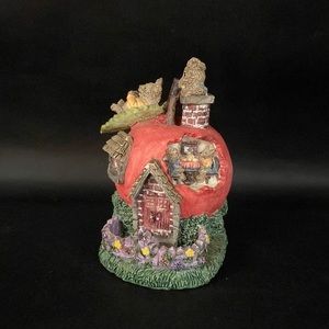 1994 Youngs Mouse Mice Red Apple House Chimney Picket Fence Purple Yellow Flower